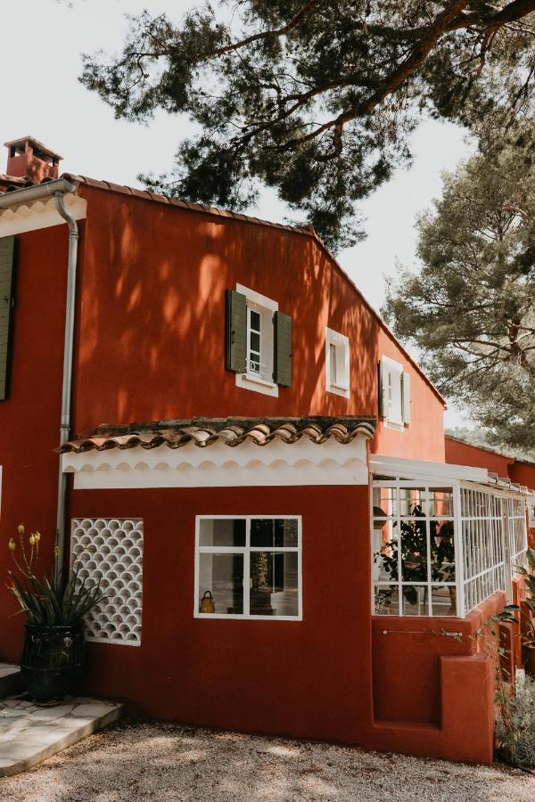 Bed and Breakfast Le Cigalon Le Beausset Esterno foto
