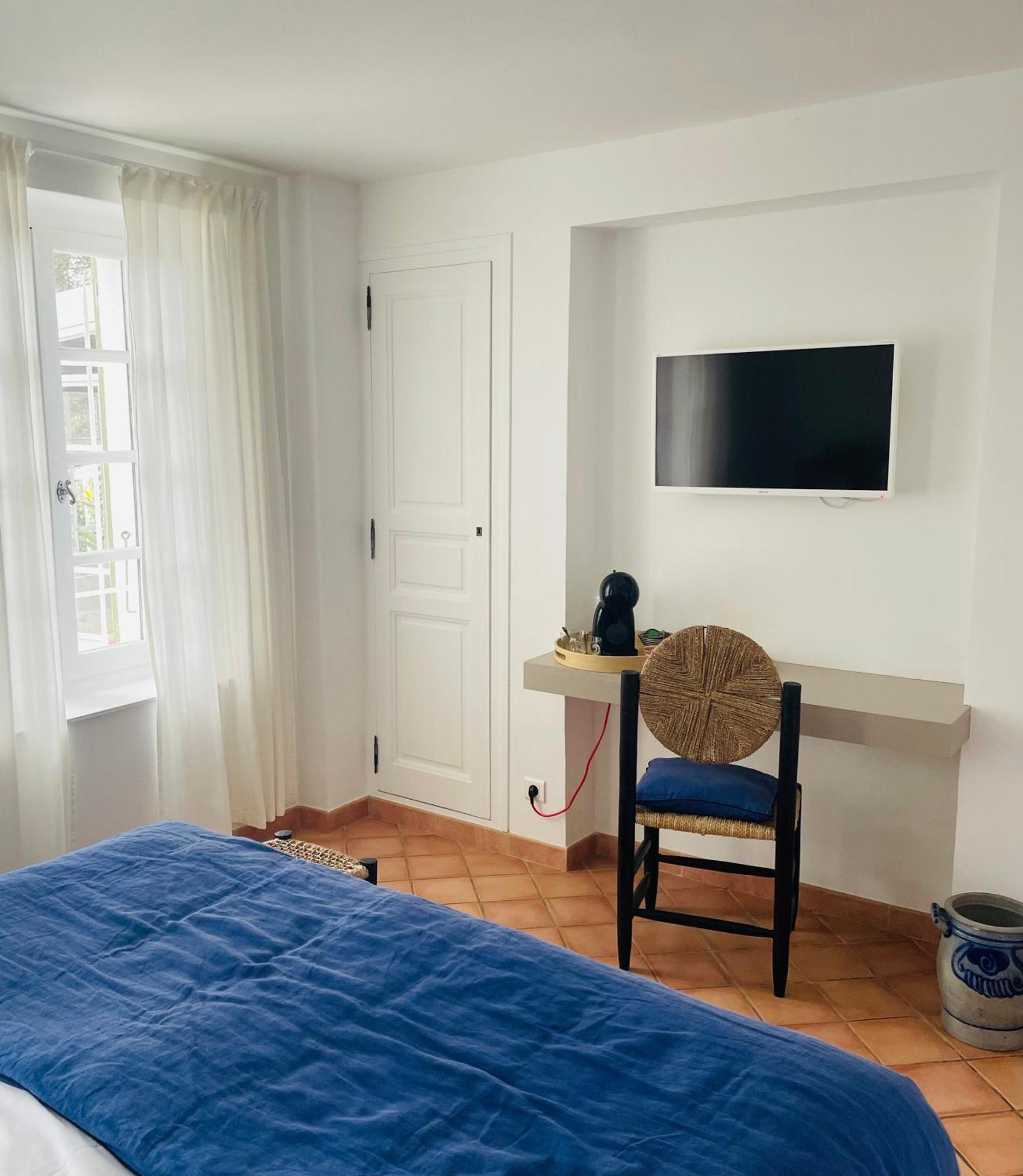 Bed and Breakfast Le Cigalon Le Beausset Camera foto