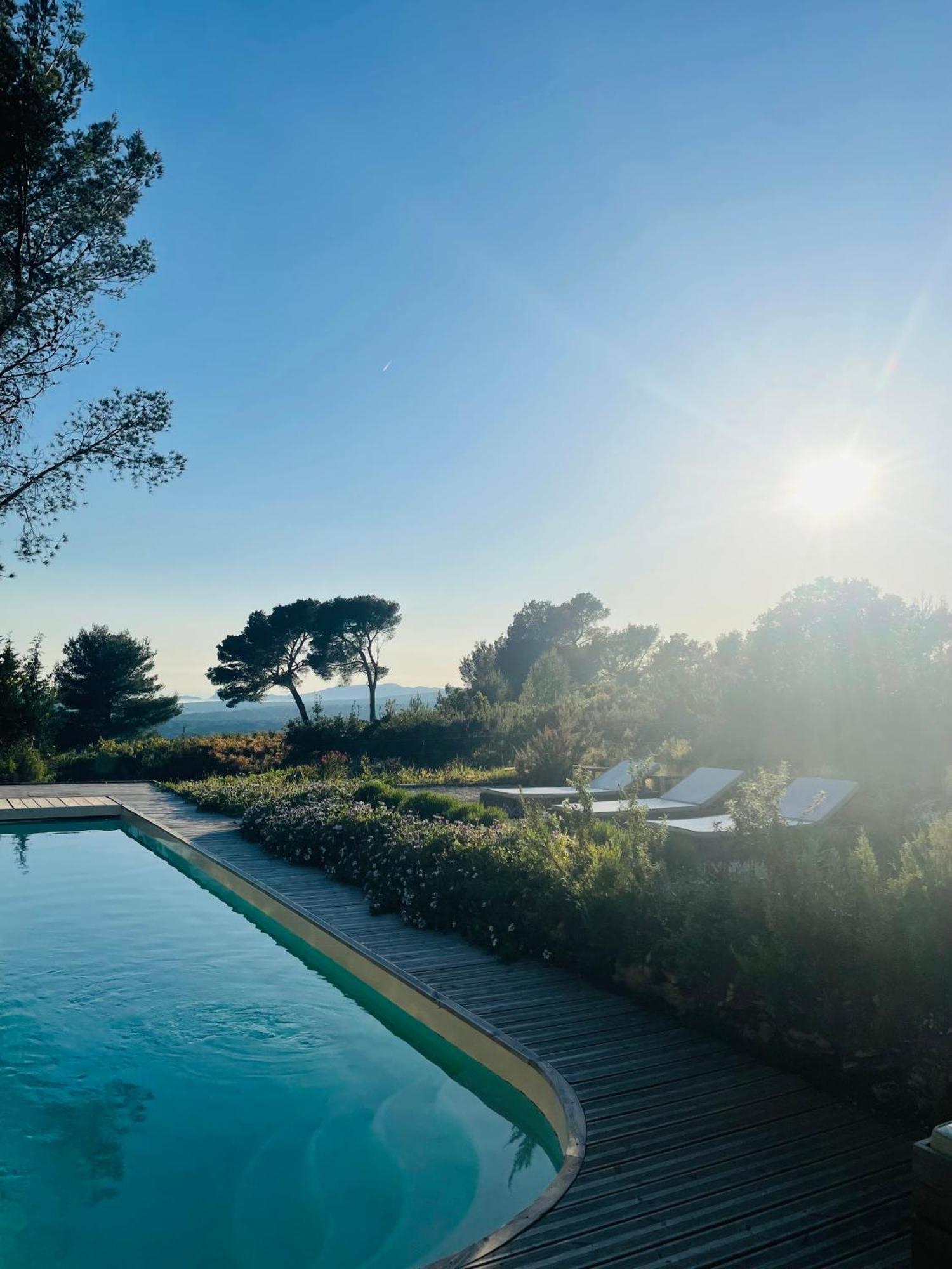 Bed and Breakfast Le Cigalon Le Beausset Esterno foto
